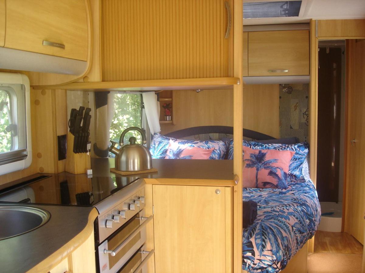 Modern Caravan With All The Home Comforts 摩图伊卡 外观 照片