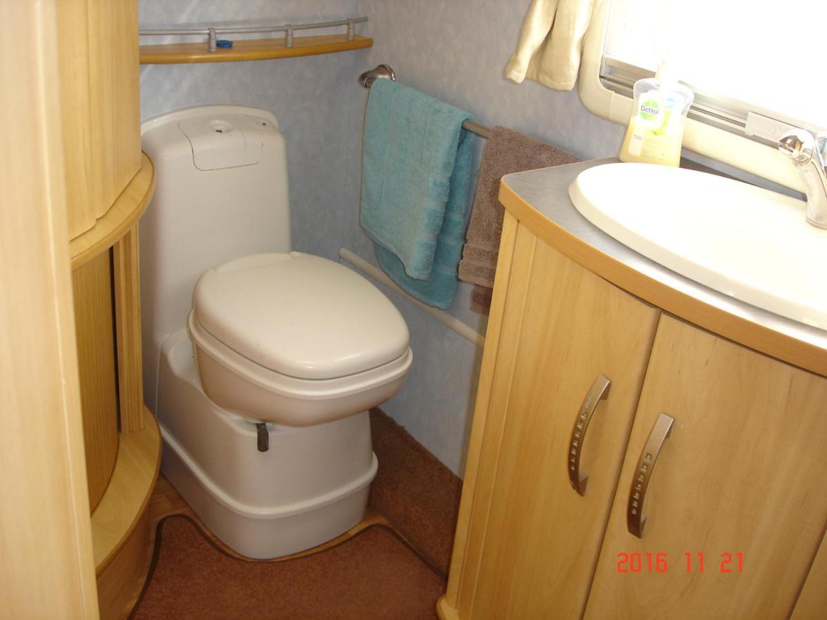 Modern Caravan With All The Home Comforts 摩图伊卡 外观 照片
